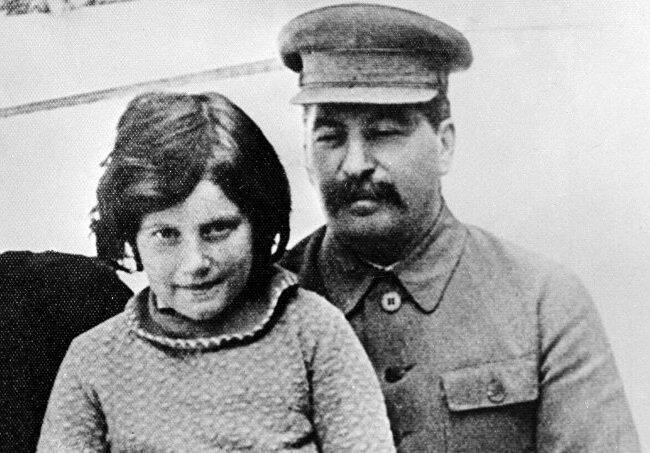 Жива Ли Дочь Сталина Светлана Аллилуева Фото