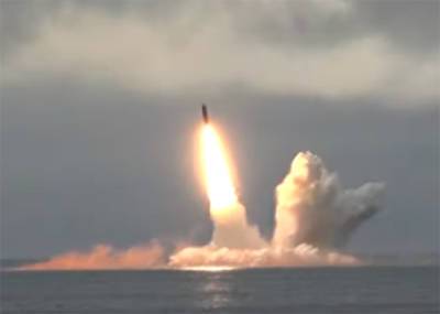 Владимир Путин - ВМФ России провел пуск гиперзвуковой ракеты "Циркон" с подводной лодки - nakanune - Россия