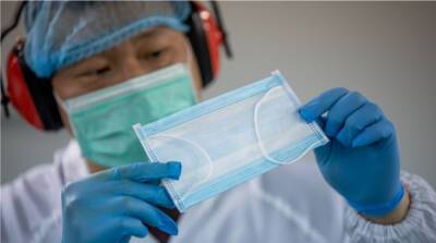В Японии создали защитную маску, которая светится при контакте с коронавирусом - usa - США - Япония - Covid-19