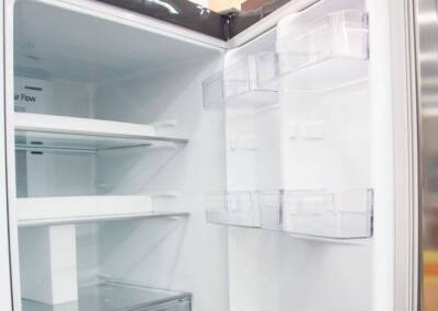 Не ставьте молоко в дверцу холодильника: к чему приводит частая ошибка хозяек - skuke.net