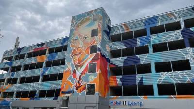 Территория граффити: в Москве открылась стрит-арт-галерея - vm - Москва