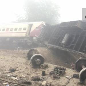 В Индии сошел с рельсов поезд: погибли девять человек. Фото - reporter-ua.com - Индия - India