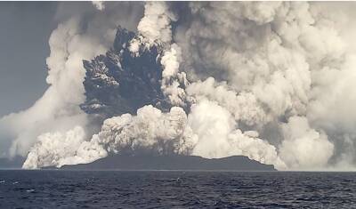 Извержение подводного вулкана в Тихом океане попало на видео, сделанное со спутника - newizv - Новая Зеландия - Фиджи - Тонга