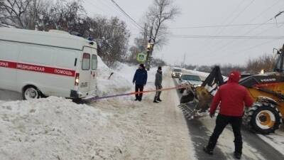 Машина скорой помощи застряла в снегу на Бору - vgoroden.ru - район Приокский