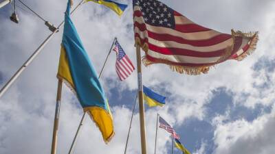 Дмитрий Песков - Викторий Нуланд - Президент - В Кремле усомнились в необходимости обсуждать с США отношения с Украиной - russian - Россия - США - Украина