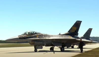Американский офицер рассказал об истребителе F-16C Block 50, способном взлетать на скорости 120 км/ч - topwar - США