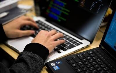 Киберполиция разоблачила двух хакеров, продававших аккаунты украинцев - korrespondent - Украина