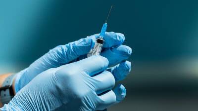 В ХМАО прибыла первая партия вакцины для подростков - russian - Краснодарский край - Югра - Госдума - Минздрав