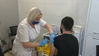В России начались клинические испытания вакцины "Спутник М" для детей - vesti - Россия - Covid-19