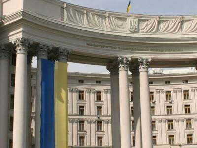 МИД Украины заявил, что эвакуация иностранных дипломатов «расшатывает общество» - rosbalt - Россия - США - Украина - Киев - Англия - Германия