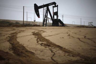 Джером Пауэлл - Цены на нефть опускаются после скачка накануне - smartmoney.one - Лондон - Нью-Йорк - Нью-Йорк - Лондон - Reuters