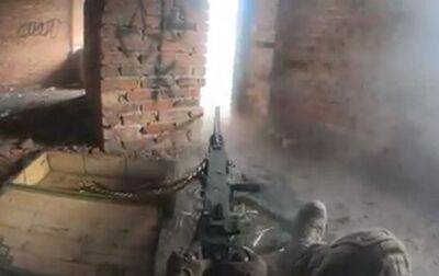 В МВД показали видео сражения украинской пехоты - korrespondent - Россия - Украина - Видео