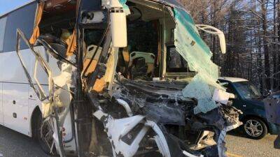 В Якутии автобус с пассажирами столкнулся с грузовиком, пострадали более 10 человек - usedcars.ru - Россия - респ. Саха - район Нерюнгринский - Нерюнгри
