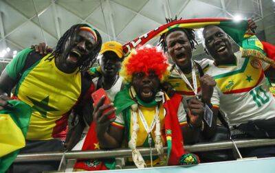 Сенегал ярко отпраздновал выход сборной в плей-офф ЧМ-2022 - korrespondent - Украина - Англия - Франция - Эквадор - Сенегал