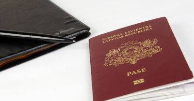 Германия: у нелегалов нашли краденные латвийские паспорта, документы купили в Греции по 3000 евро - rus.delfi.lv - Сирия - Германия - Афины - Греция - Латвия - Люксембург - земля Рейнланд-Пфальц