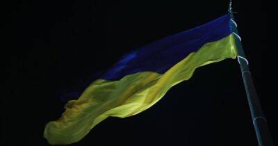 ВСУ подняли первый флаг Украины на левобережье Херсона (ВИДЕО) - dsnews.ua - Россия - Украина - Херсон - Херсонская обл. - Херсонская Область