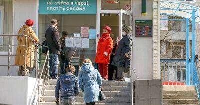 Эксперты: украинцы все хуже платят по кредитам с каждым месяцем войны - focus.ua - Украина