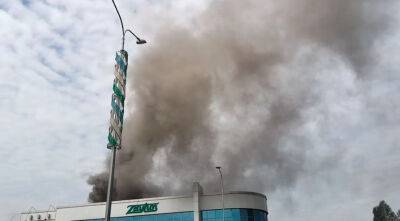 В одном из филиалов фастфуда Evos в Ташкенте произошел пожар. Видео - podrobno.uz - Узбекистан - Ташкент - район Мирабадский