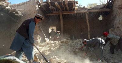 Число жертв землетрясения в Афганистане может достигать 1,5 тысяч - rus.delfi.lv - США - Афганистан - Латвия - Катар