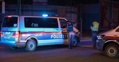 Австрия: гражданин Латвии осужден на 7 лет за контрабанду и гибель сирийских беженцев - rus.delfi.lv - Австрия - Венгрия - Латвия