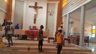 В Нигерии расстреляли людей в церкви во время богослужения – СМИ - pravda.com.ua - Нигерия