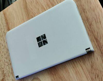 На eBay заметили невыпущенный доступный складной смартфон Microsoft Surface Duo 2 в пластиковом корпусе - itc.ua - Украина - Microsoft