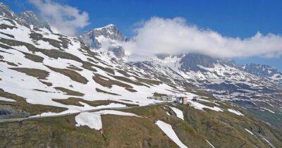 Швейцария - Выведет на чистую воду. В тающих ледниках Швейцарии начали находить трупы - focus.ua - Украина - Швейцария
