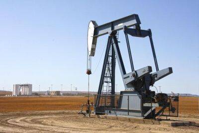 Цены на нефть снижаются из-за неопределенных прогнозов спроса - minfin.com.ua - state Texas - Украина