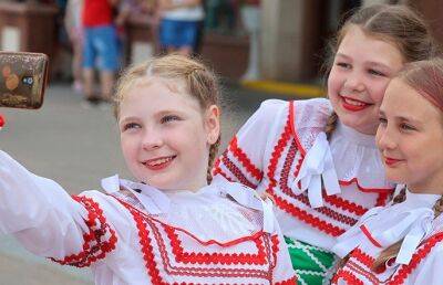 Обязательными атрибутами торжественных мероприятий 1 сентября будут госсимволы и исполнение гимна - ont.by - Белоруссия
