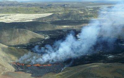 Возле главного аэропорта Исландии проснулся вулкан - korrespondent - Украина - Италия - Исландия - Рейкьявик