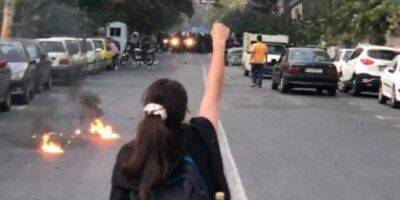 В Иране подтвердили гибель 21 человека в результате массовых протестов - nv.ua - Россия - Украина - Иран - Тегеран