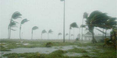 Джозеф Байден - Рон Десантис - На Флориду надвигается опасный ураган Иан, объявлено чрезвычайное положение - nv.ua - США - Украина - Куба - шт.Флорида - Ямайка