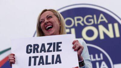 Сильвио Берлускони - На парламентских выборах в Италии победила правая коалиция - svoboda.org - Италия
