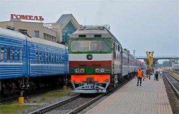 В России раскупили билеты на поезда и автобусы до Гомеля - charter97.org - Москва - Россия - Санкт-Петербург - Белоруссия - Брянск - Гомель
