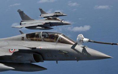 Индонезия заказала у Франции дополнительные истребители Rafale