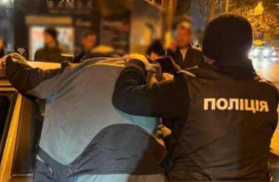 Одессит придумал циничную схему для наживы: за "услуги" брал 4500 долларов