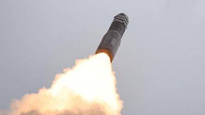 Северная Корея запустила несколько баллистических ракет малой дальности накануне инаугурации Трампа