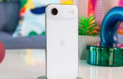 Apple не снижает объемы производства смартфона iPhone Air