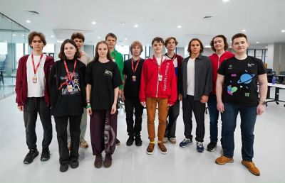 Российские школьники завоевали по 5 золотых и серебрянных медалей на 29-й Международной астрономической олимпиаде