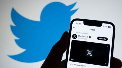 Соцсеть X (экс-Twitter) начала внедрять функцию «Об этом аккаунте» в профили пользователей