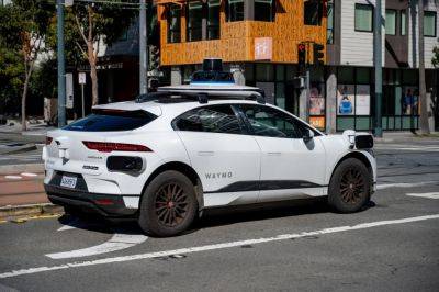 Waymo доработает ПО 1,2 тыс. беспилотных такси из-за мелких аварий