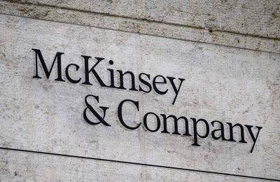 В McKinsey около 60 тысяч сотрудников, из которых около 20 тысяч — ИИ-агенты