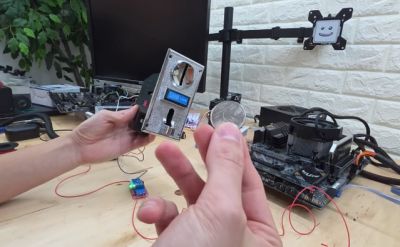 daryakiwi - Моддер заменил кнопку включения ПК на монетоприёмник, который принимает только ¢25 - habr.com