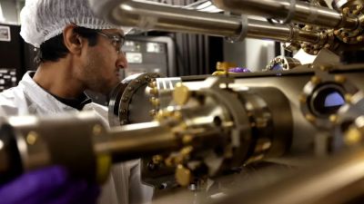 Ученые создали квантовый материал, который "извлекает" водород из солнца и воды