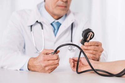 Что нельзя есть при повышенном давлении: ТОП самых вредных продуктов - cursorinfo.co.il